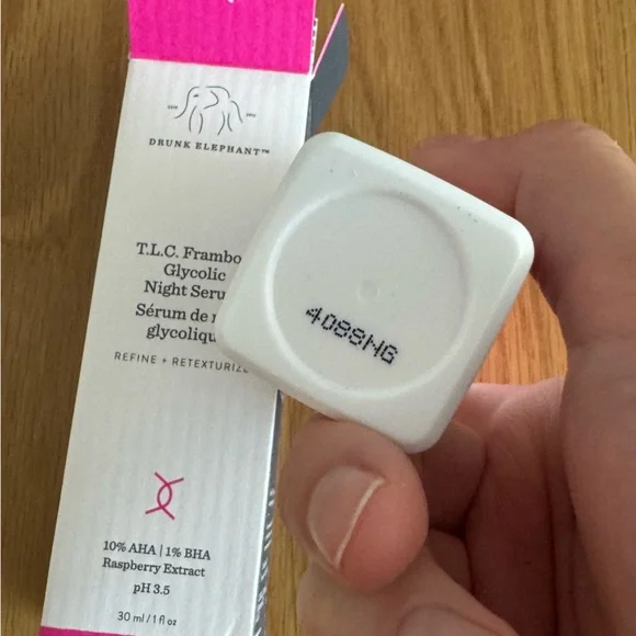 Drunk Elephant TLC Framboos Glycolic Serum 1oz NIB - Picture 6 of 7